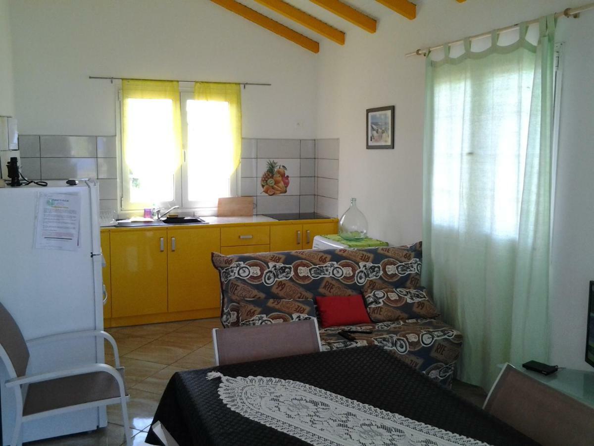 Planete Bleue Habitation Mes Desirs Villa Beaurenom Dış mekan fotoğraf
